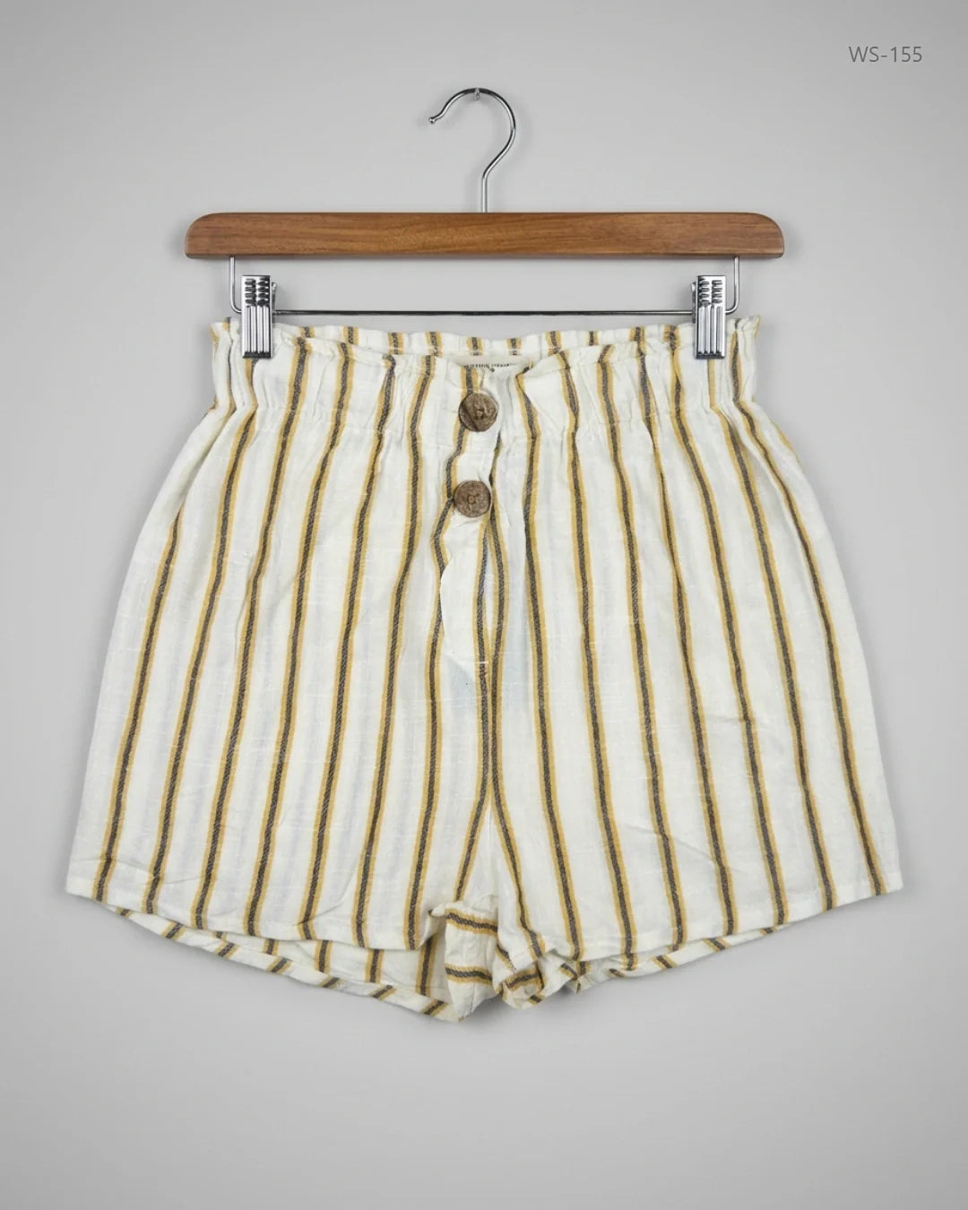 Secondhand Branded Womens Shorts by Primark, OffWhite COTTON fabric, Premium condition, for Women - Online Thrift Shop Lahore Pakistan