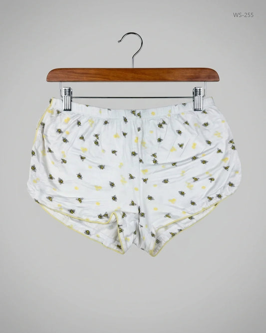 Secondhand Branded Womens Shorts by TABITHA WEBB, White Cotton fabric, Premium condition, for Women - Online Thrift Shop Lahore Pakistan