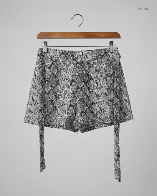 Shop Premium Womens Shorts by Papaya | Preloved Branded Clothes | Multi Cotton | Women | OTS Thrift Store Peshawar Pakistan