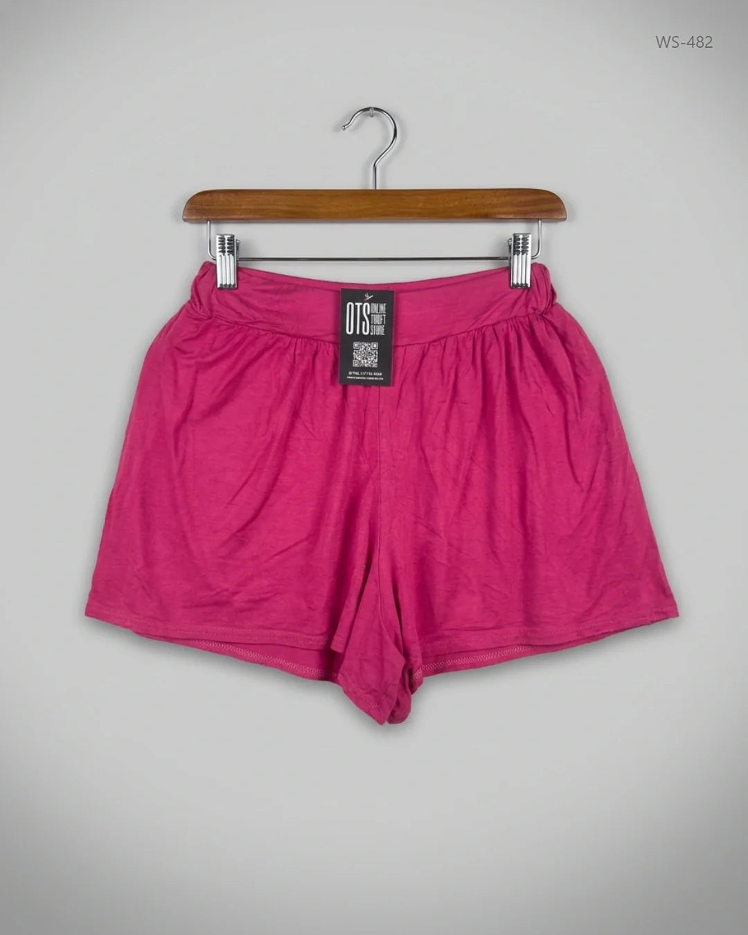 Secondhand Branded Womens Shorts by Boohoo, Pink Cotton fabric, Premium condition, for Women - Online Thrift Shop Karachi Pakistan