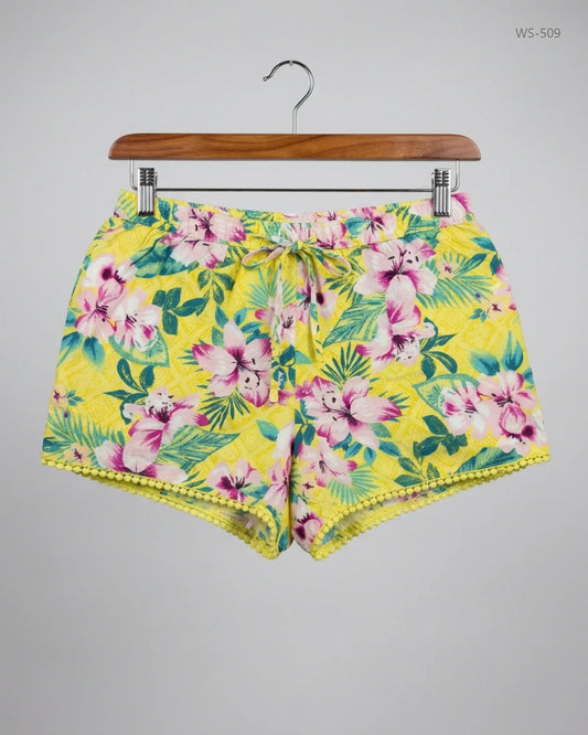 Shop Premium Womens Shorts by Abercrombie & Fitch | Preloved Branded Clothes | Yellow Cotton | Women | OTS Thrift Store Peshawar Pakistan