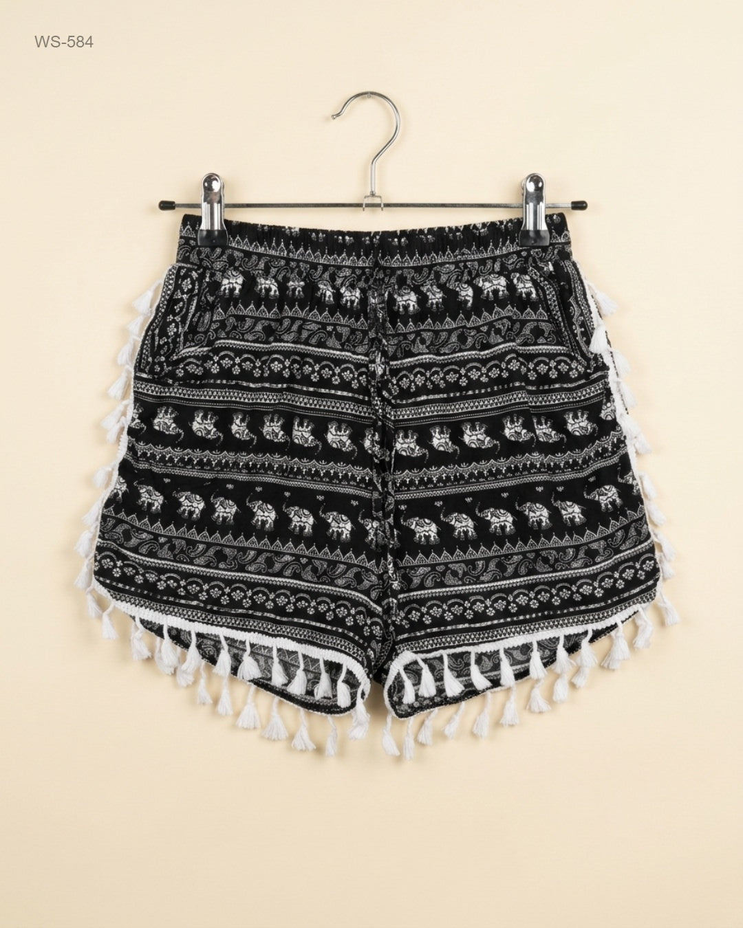 UNKNOWN (WS-584) Black Womens Shorts