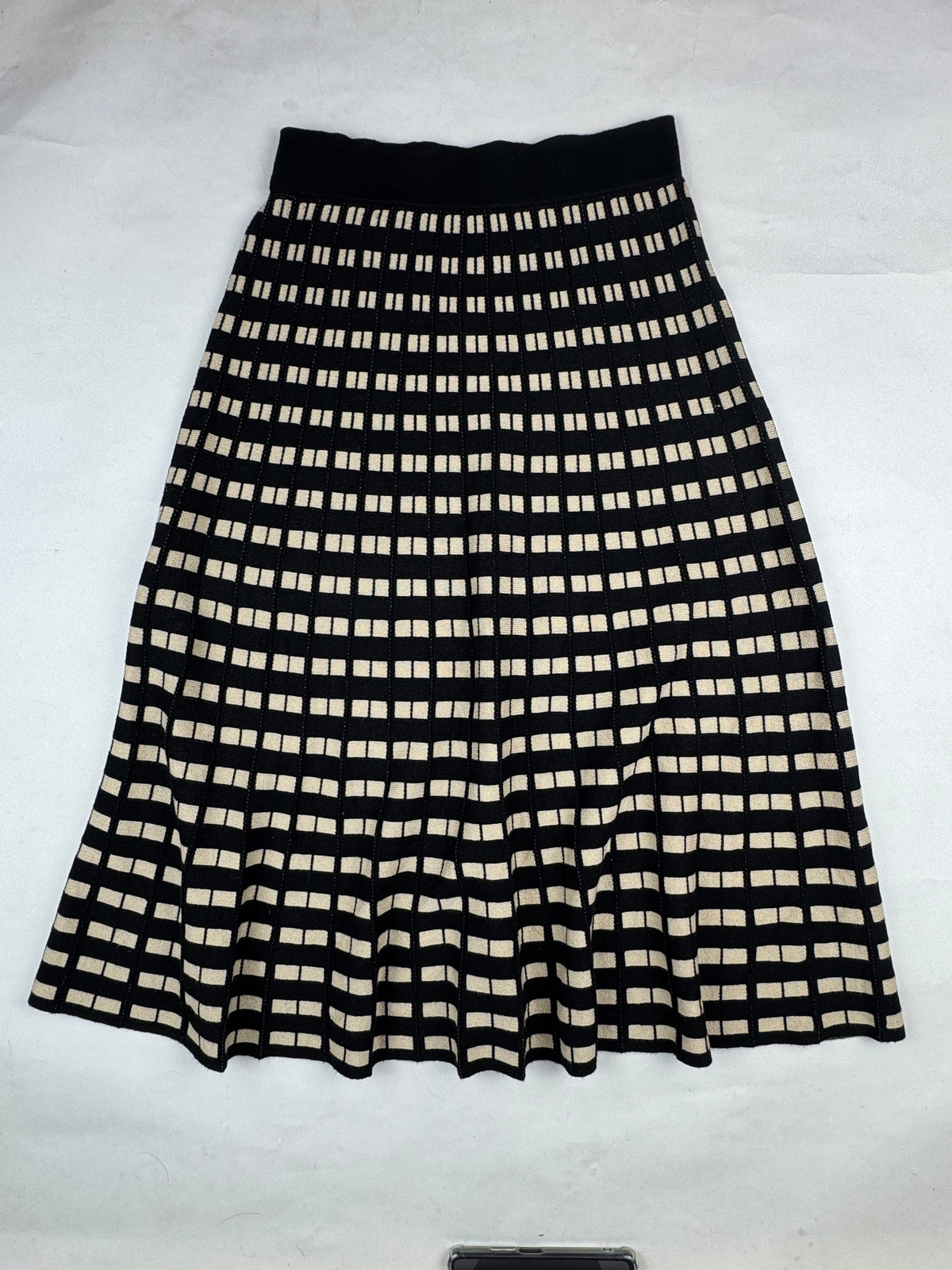 F&F Black Knit A-Line Skirt buy preloved clothing online Pakistan - image 2