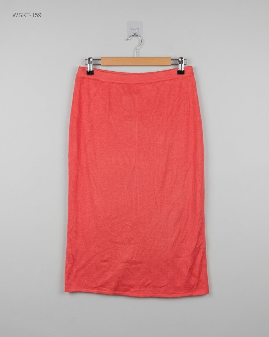 CUT LABEL (WSKT-159) Fine-Knit Straight Skirt