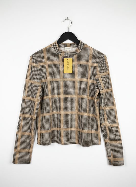 Shop PREMIUM PLUS Winter Knitted Tops by PRIMARK | Preloved Branded Clothes | MULTI POLYSTER | Women | OTS Thrift Store Lahore Pakistan