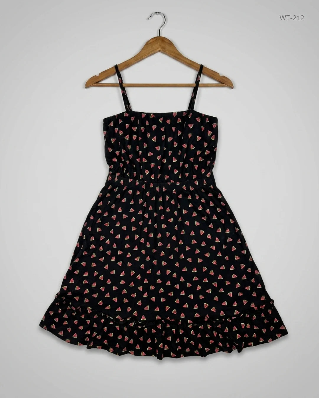 Secondhand Branded Womens Summer Tops by New Look, Black Cotton fabric, Premium condition, for Women - Online Thrift Shop Karachi Pakistan