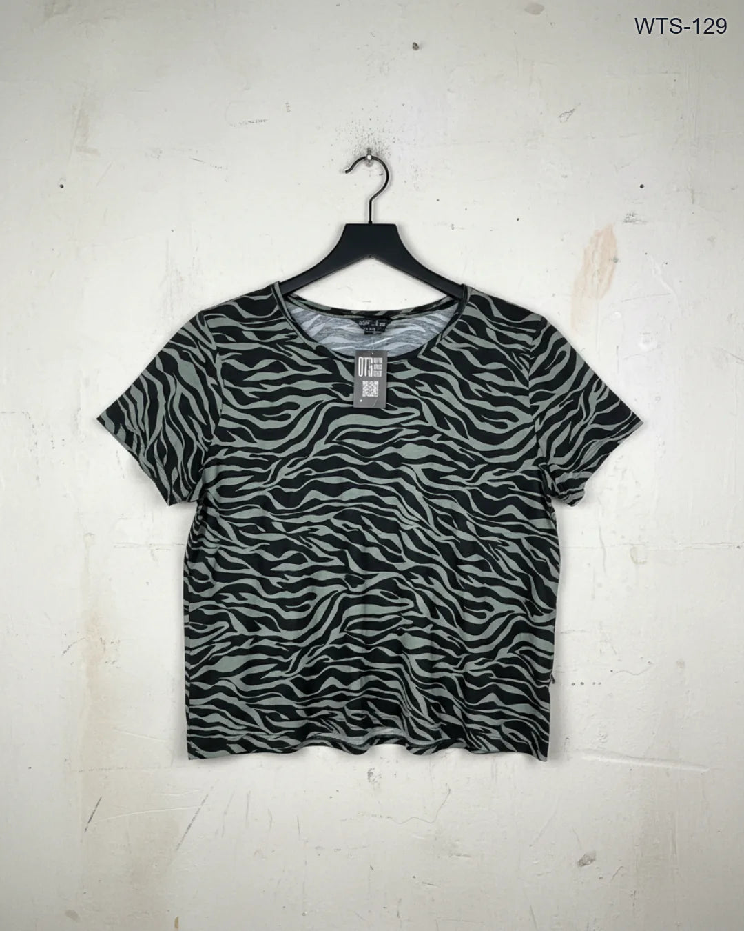 Secondhand Branded Womens Tshirts by Marks & Spencer, Black Green Cotton fabric, Premium condition, for - Online Thrift Shop Karachi Pakistan