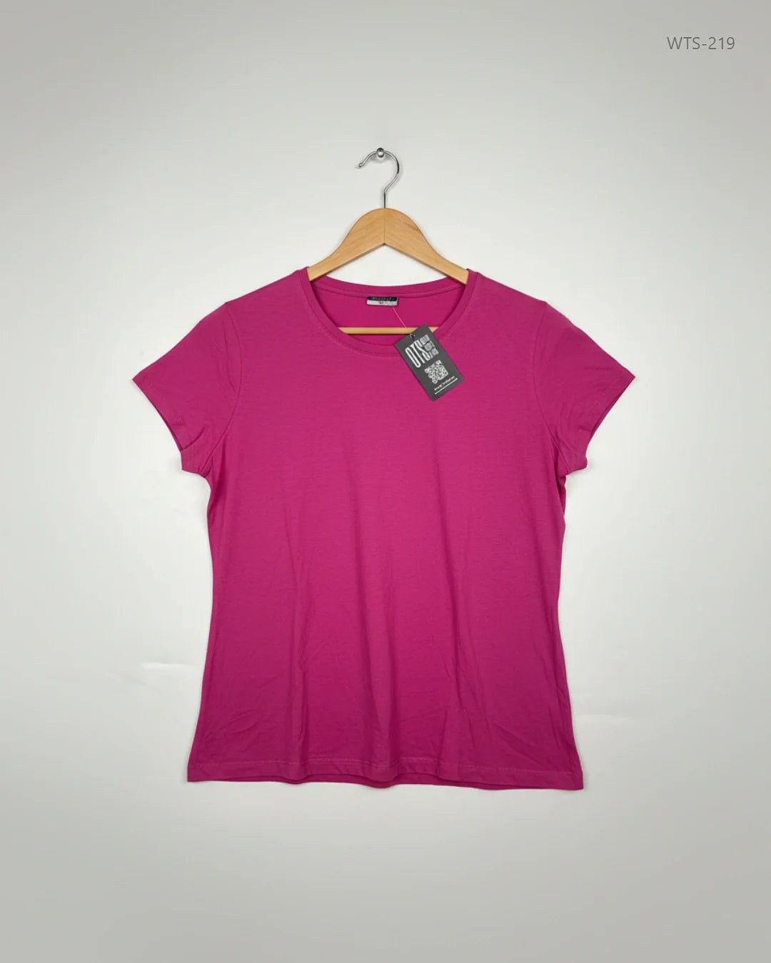 Premium Condition Womens Tshirts | Preloved Beloved | Pink cotton | Thrift Shop for Peshawar Pakistan | OTS