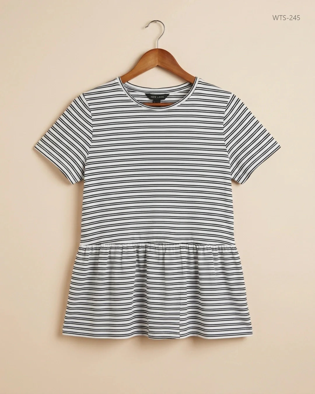 Preloved Premium Womens Tshirts by New Look, Black & White Cotton for Womens - OTS Thrift Shop Karachi Pakistan