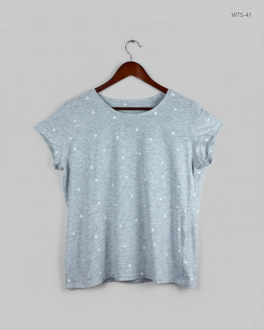 Secondhand Branded Womens Tshirts by Unknown, Grey Cotton fabric, Premium condition, for Women - Online Thrift Shop Peshawar Pakistan