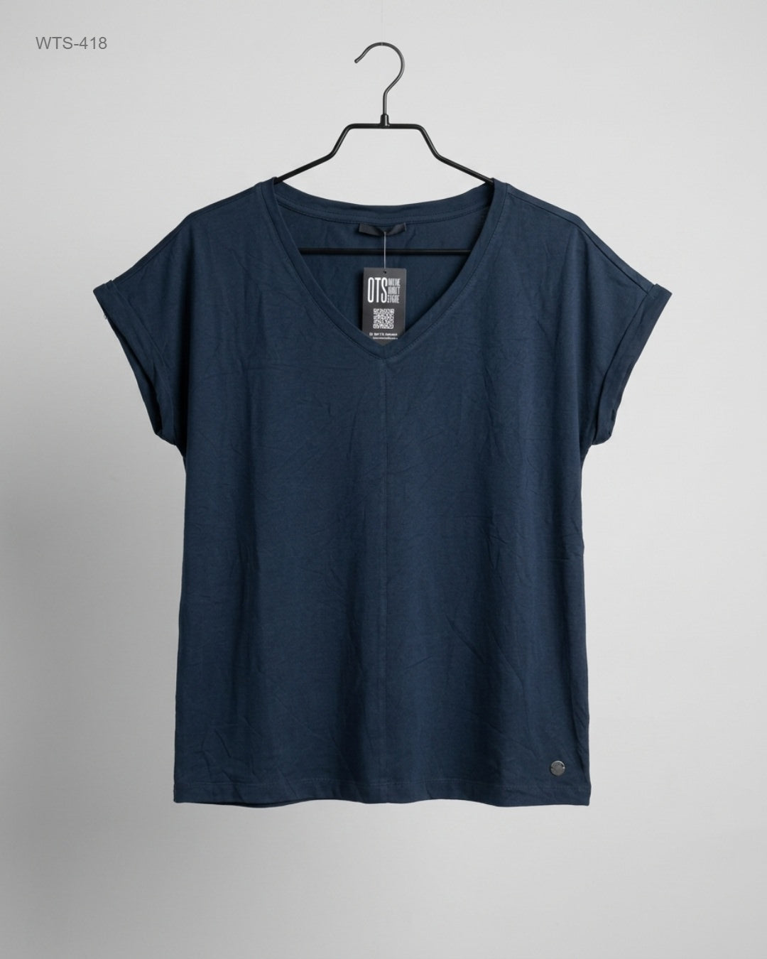 SORA (WTS-418) V-Neck Cuffed T-Shirt