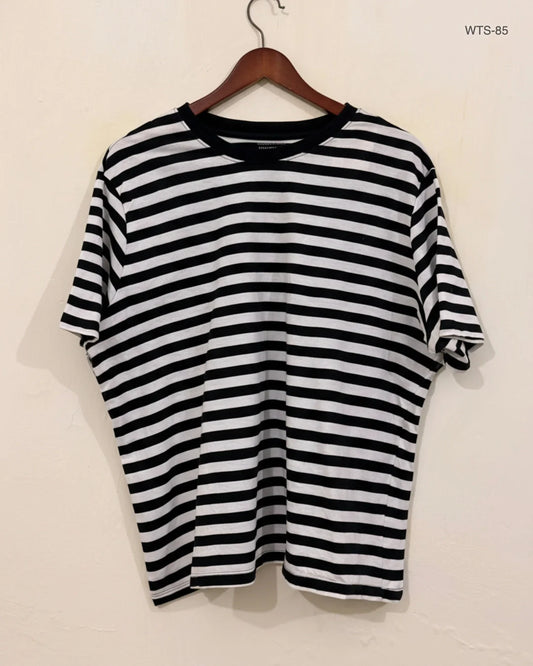 Premium Condition Womens Tshirts | Preloved DUNNES | Black & White Cotton | Thrift Shop for Women Peshawar Pakistan | OTS