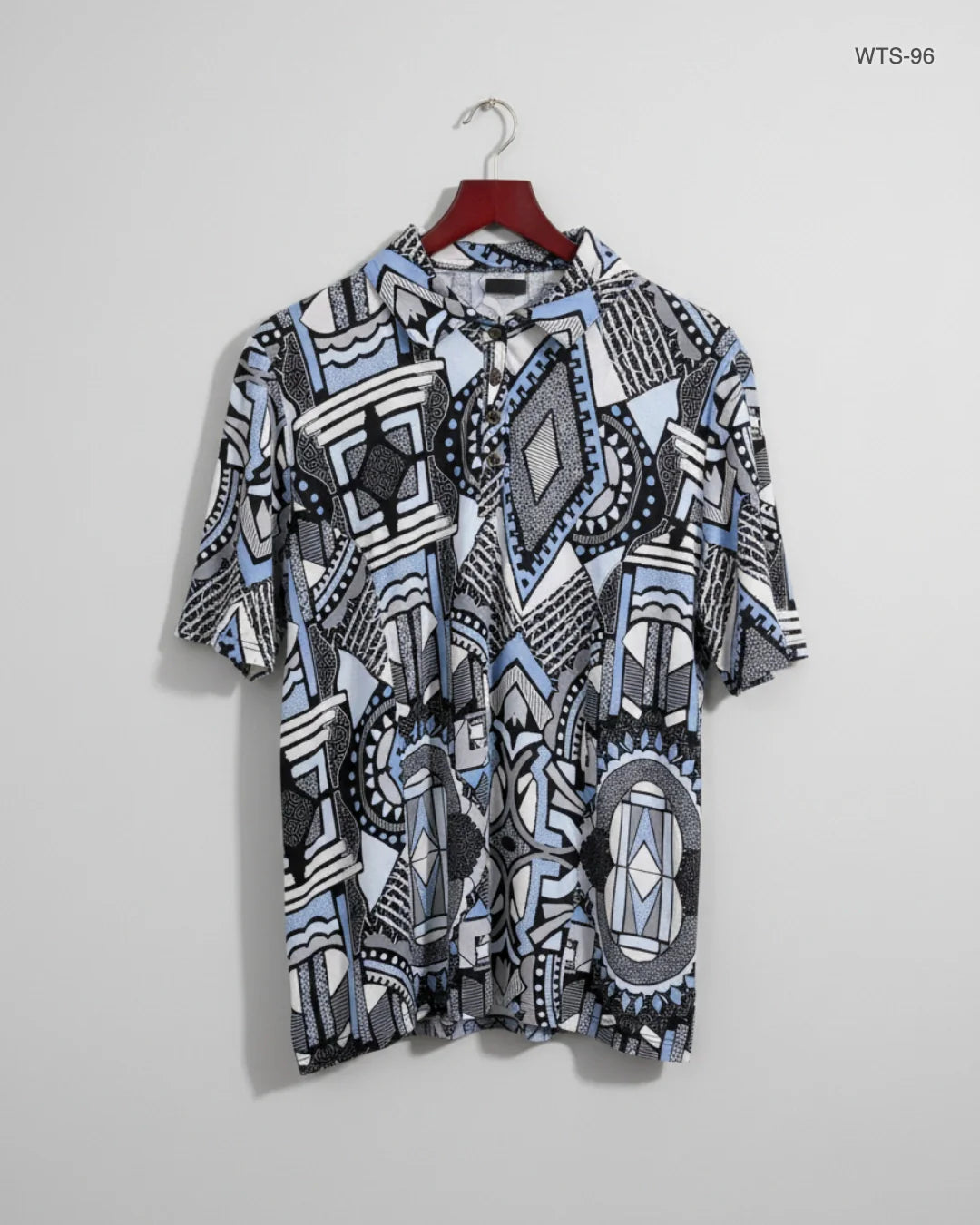 Secondhand Branded Womens Tshirts by CUT LABEL, Multi Polyester fabric, Premium condition, for Women - Online Thrift Shop Islamabad Pakistan